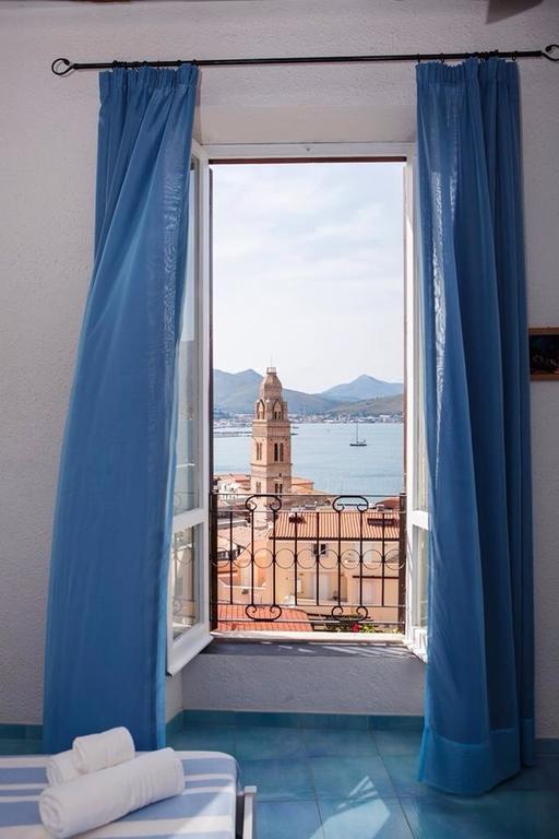 Guarinelli 88 Bed and Breakfast Gaeta Rum bild